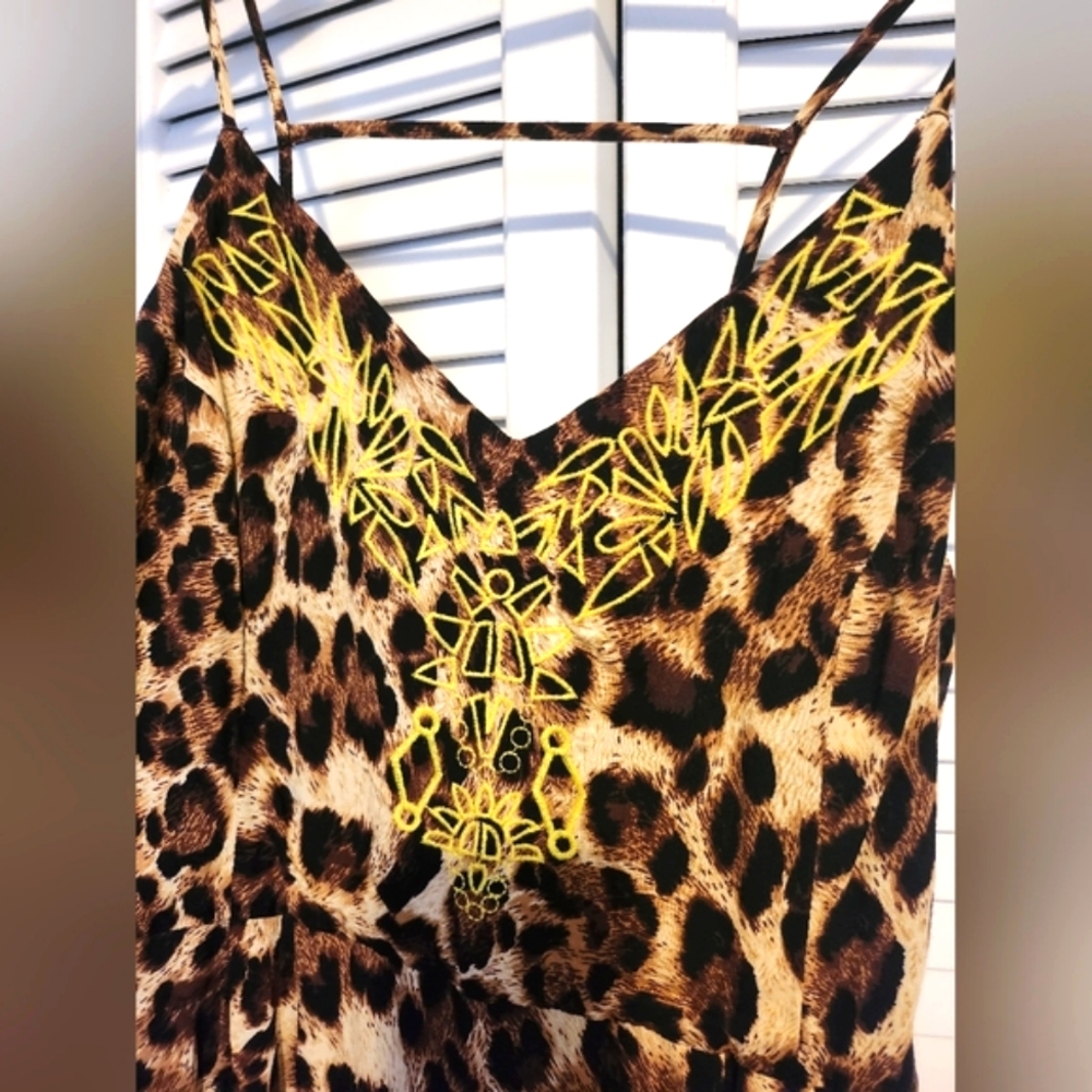 Lush NWOT animal print women's palazzo jumpsuit. Size Medium.